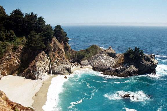 McWay Falls located at Julia Pfeiffer Burns State Park, photo by Stan Russell 